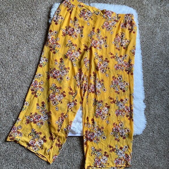 Torrid Pants Pull On Chiffon Floral Elastic Waist Yellow Wide Flowy Women’s 2X - Picture 1 of 7